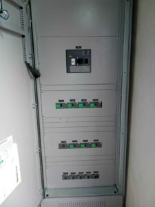 QUADRO ELÉTRICO DE DISTRIBUIÇÃO PARA CPD